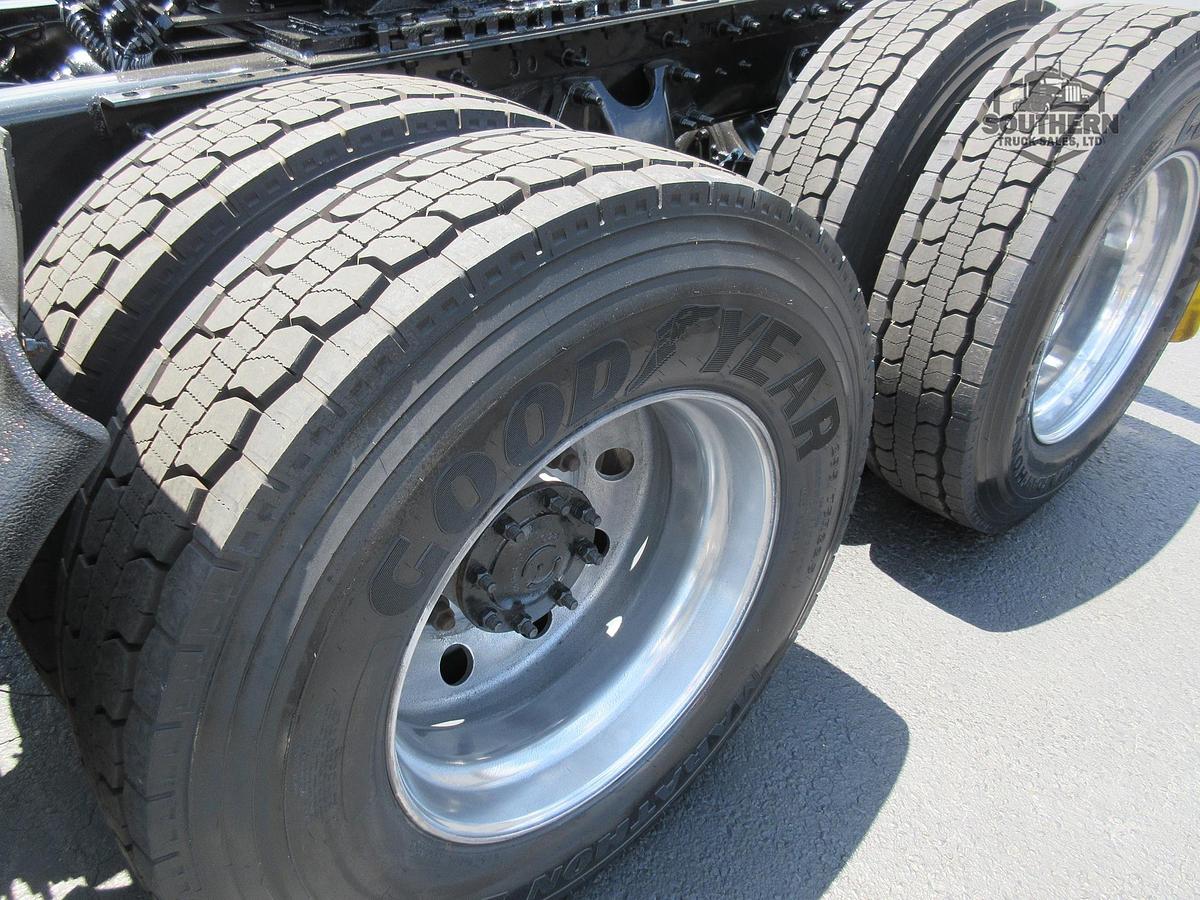Used 2021 INTERNATIONAL LT