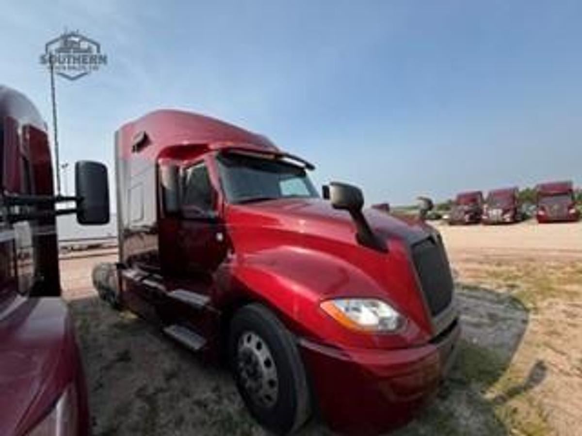 Used 2023 INTERNATIONAL LT