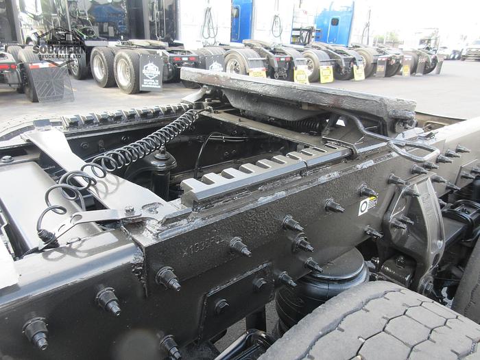 Used 2018 PETERBILT 389