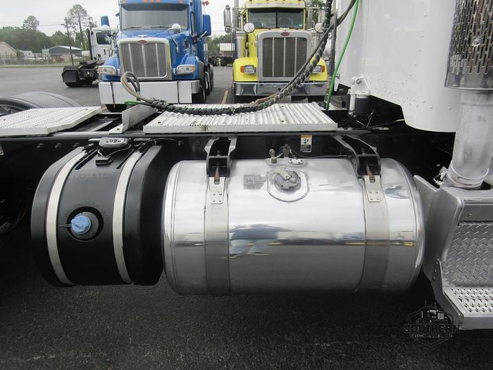 Used 2019 PETERBILT 389