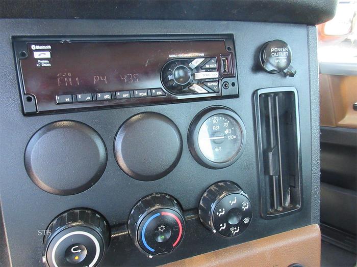 Used 2018 FREIGHTLINER CASCADIA 116