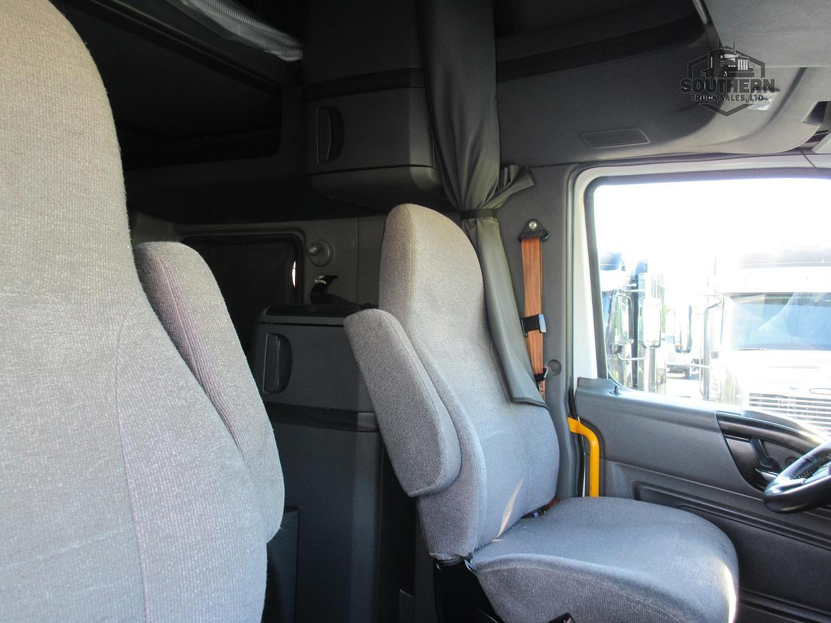 Used 2023 INTERNATIONAL LT