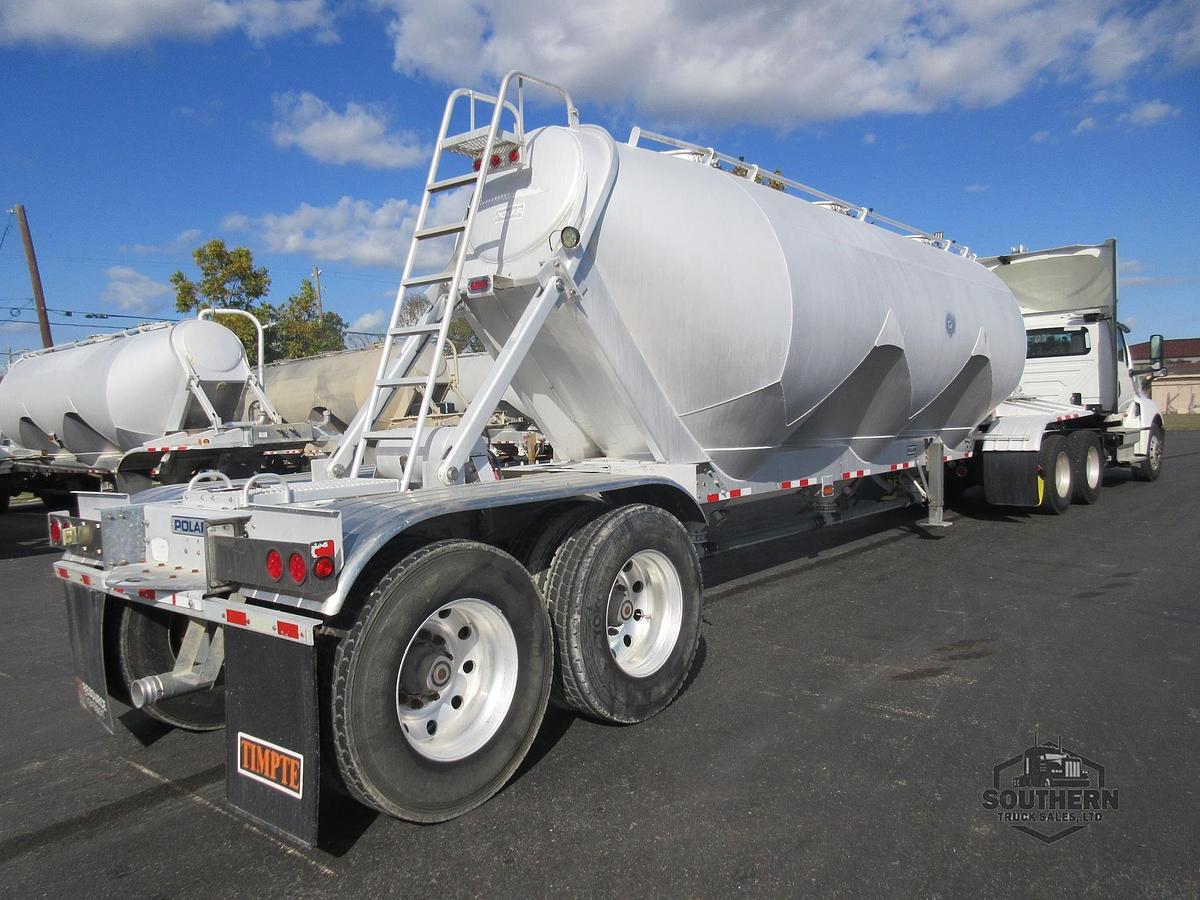 Used 2011 POLAR 41 ft