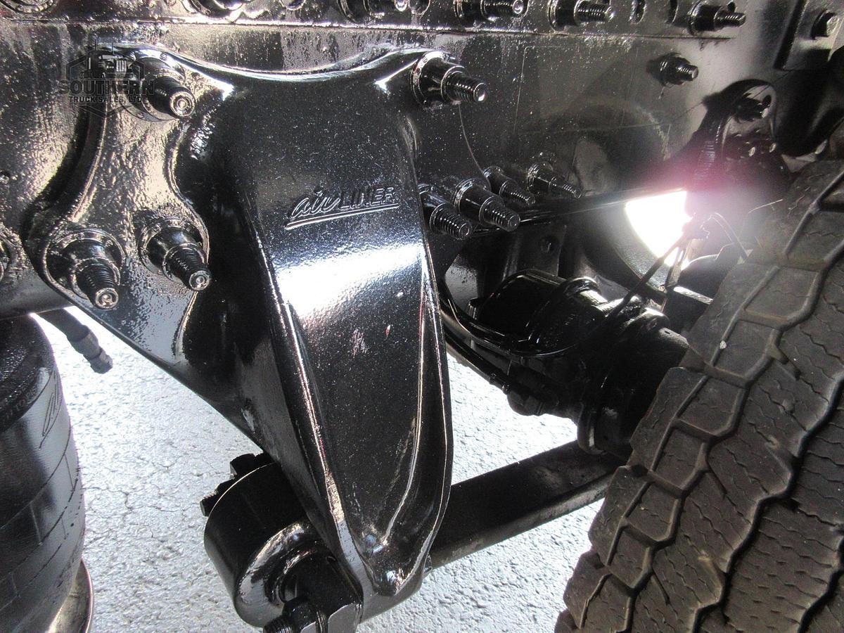 Used 2019 FREIGHTLINER CASCADIA 113