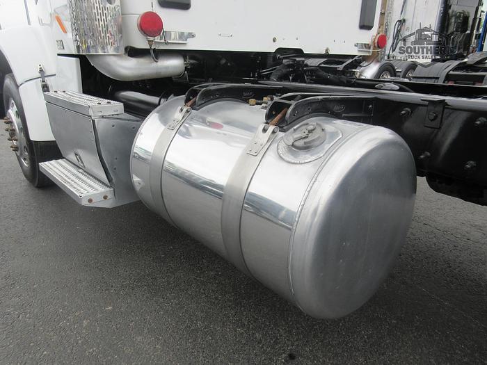 Used 2020 PETERBILT 567