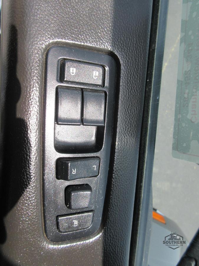 Used 2025 PETERBILT 567