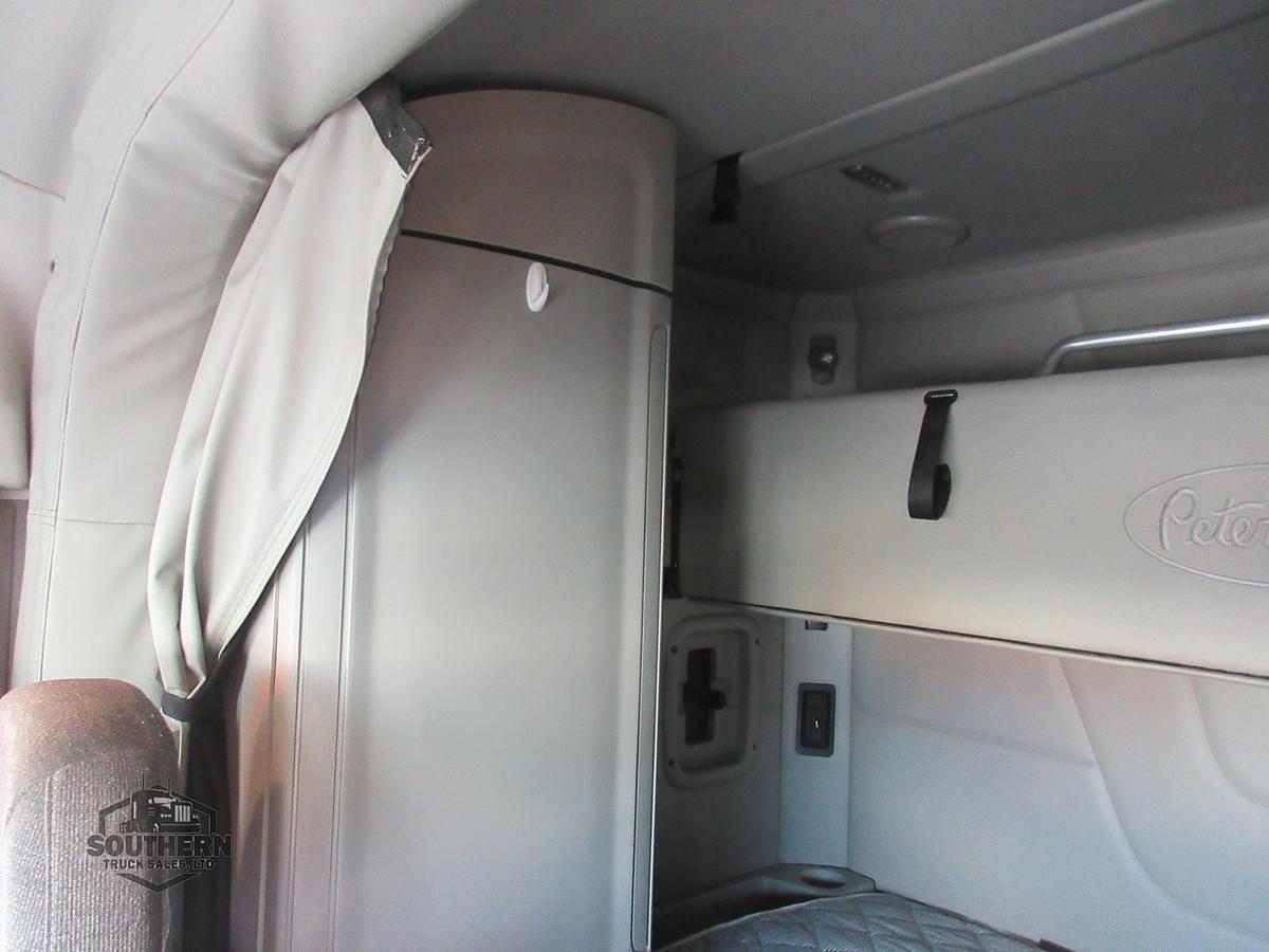 Used 2018 PETERBILT 579