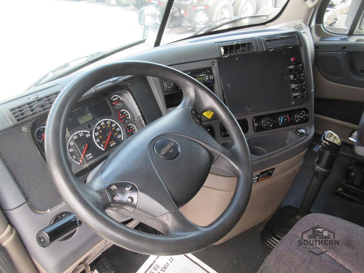 Used 2014 FREIGHTLINER CASCADIA 125 EVOLUTION