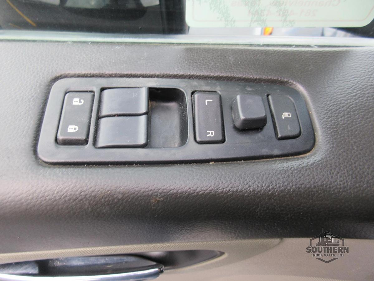 Used 2023 PETERBILT 567