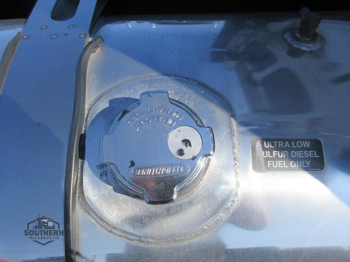 Used 2020 FREIGHTLINER CASCADIA 126