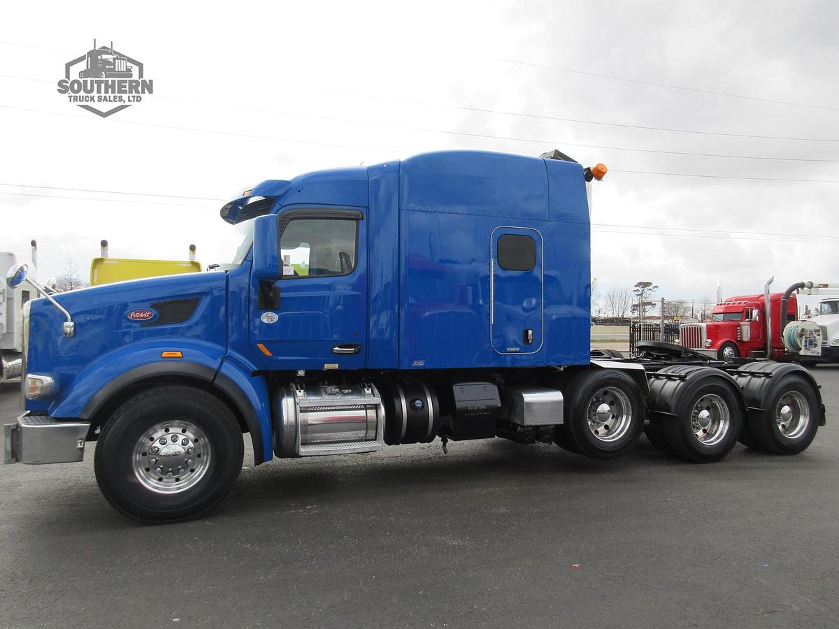 Used 2020 PETERBILT 567