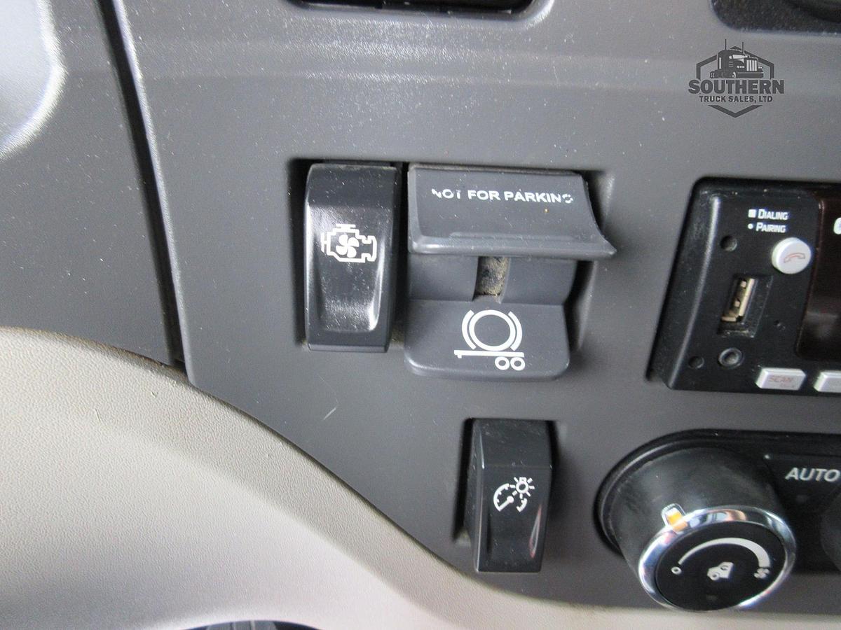 Used 2023 PETERBILT 567