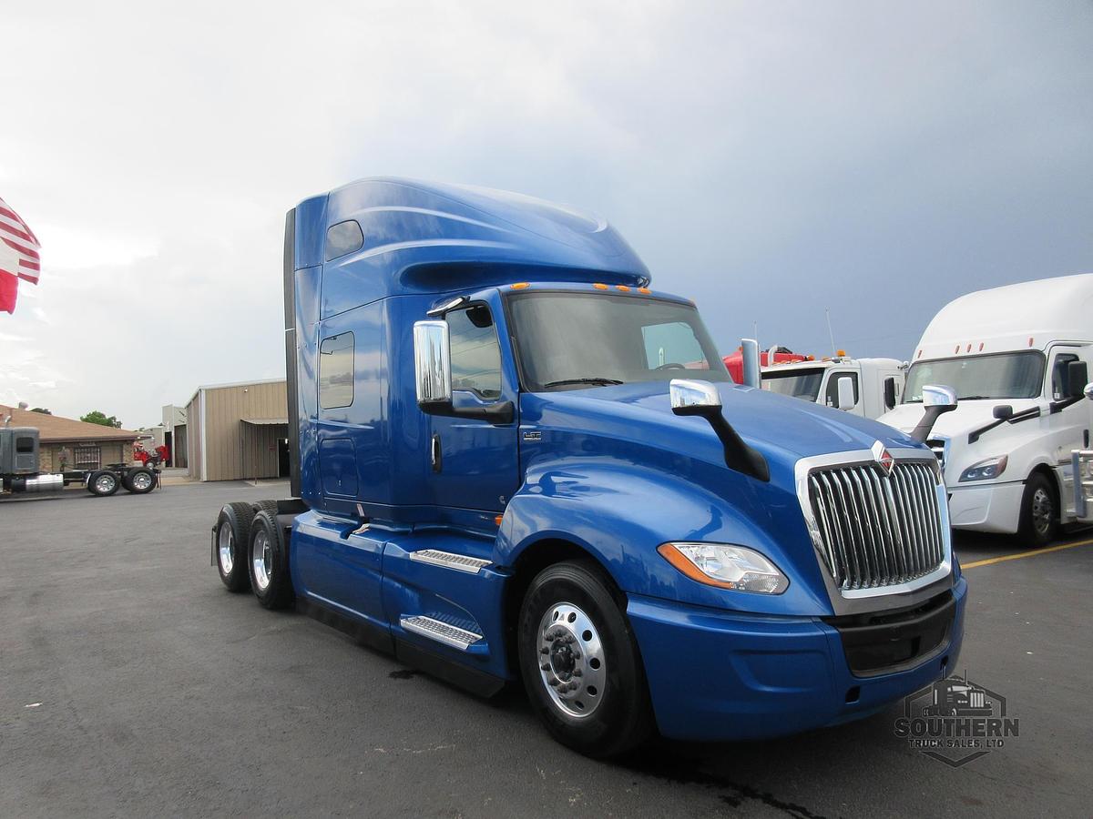 Used 2021 INTERNATIONAL LT