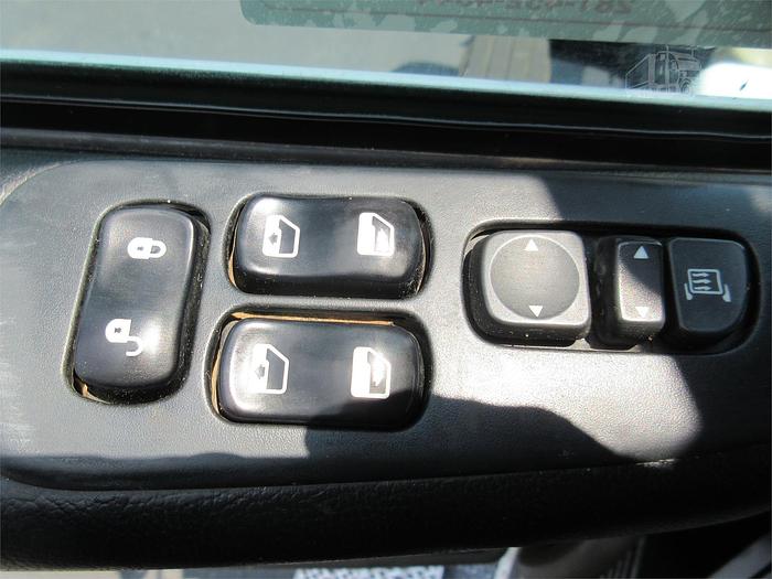 Used 2015 PETERBILT 365