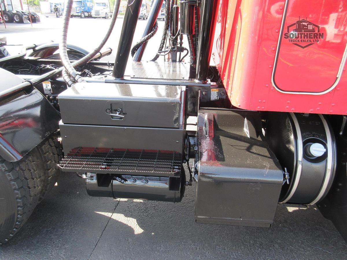 Used 2014 KENWORTH T800