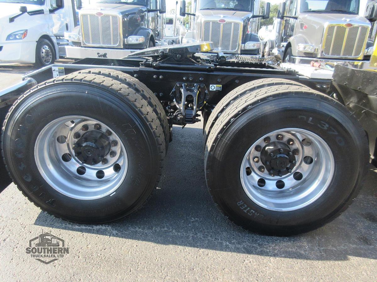 Used 2019 PETERBILT 389