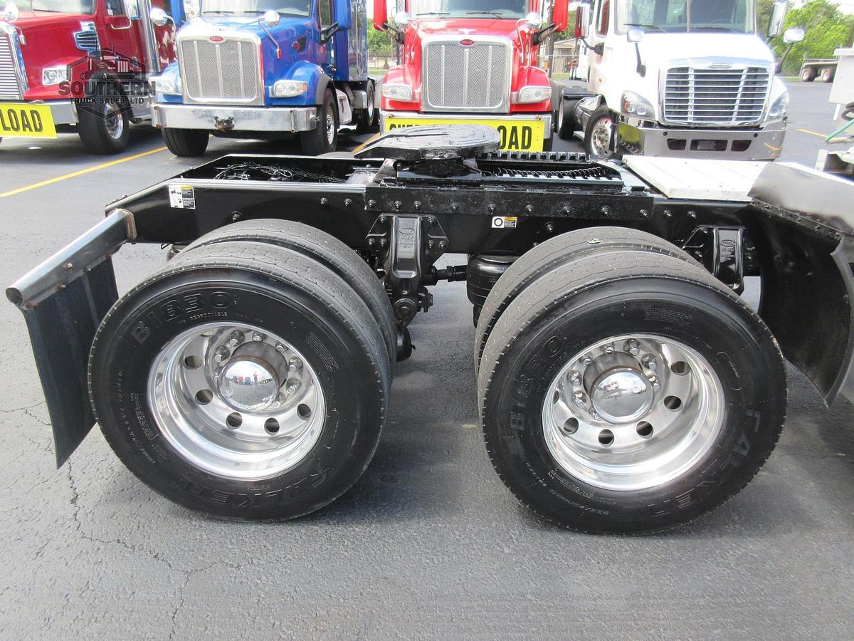 Used 2019 PETERBILT 389