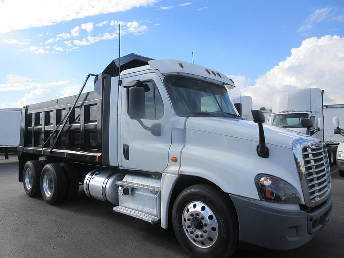 Used 2019 FREIGHTLINER CASCADIA 125