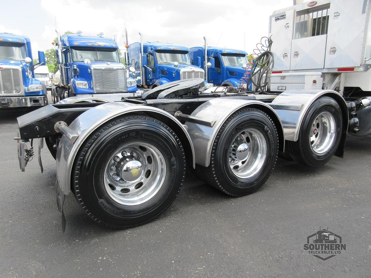 Used 2008 PETERBILT 367