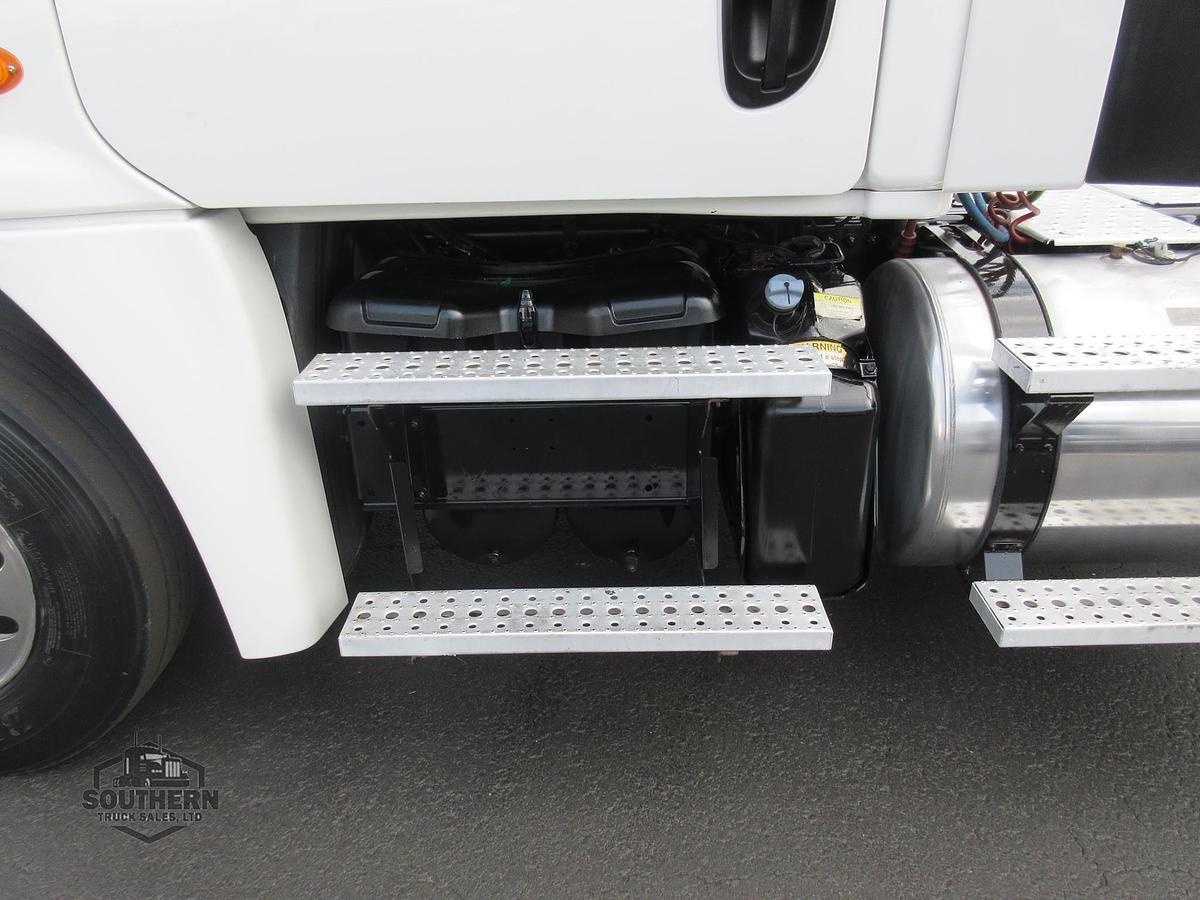 Used 2018 FREIGHTLINER CASCADIA 125