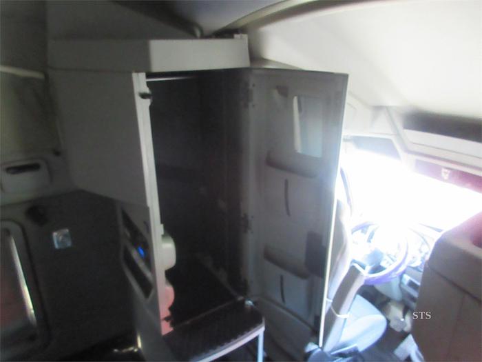 Used 2017 KENWORTH T680