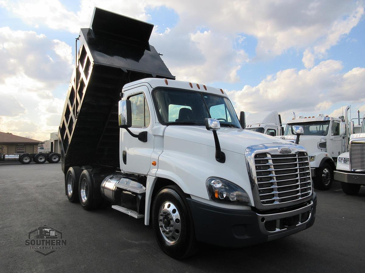 Used 2019 FREIGHTLINER CASCADIA 125