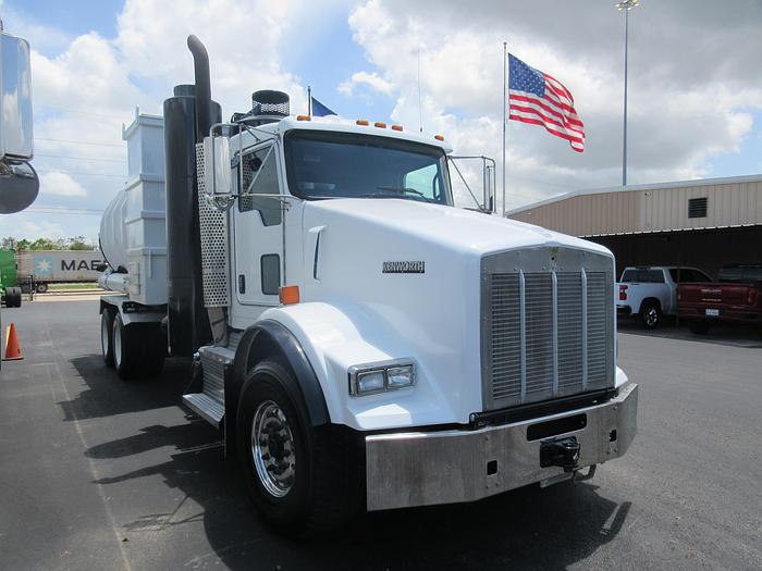 Used 2015 KENWORTH T800
