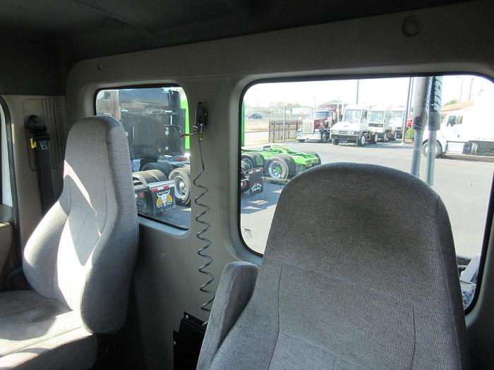 Used 2017 FREIGHTLINER CASCADIA 113
