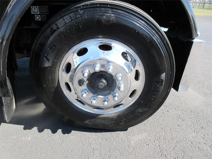 Used 2018 PETERBILT 389