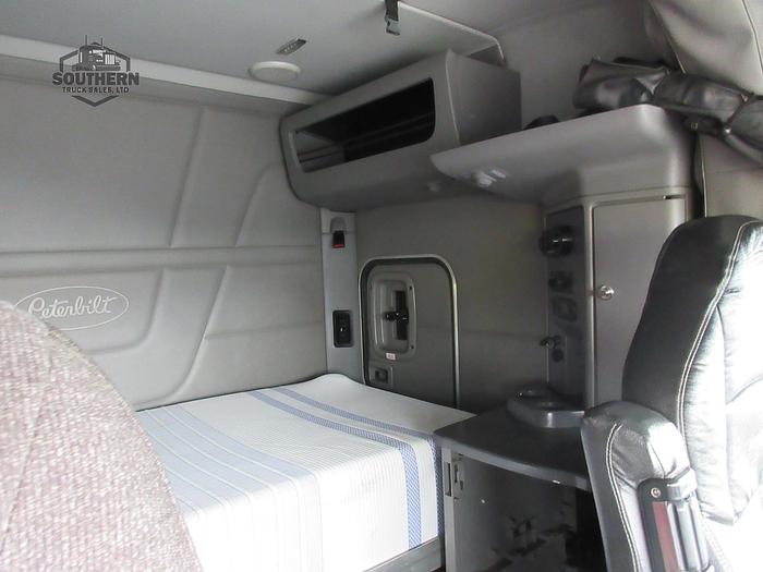 Used 2017 PETERBILT 579