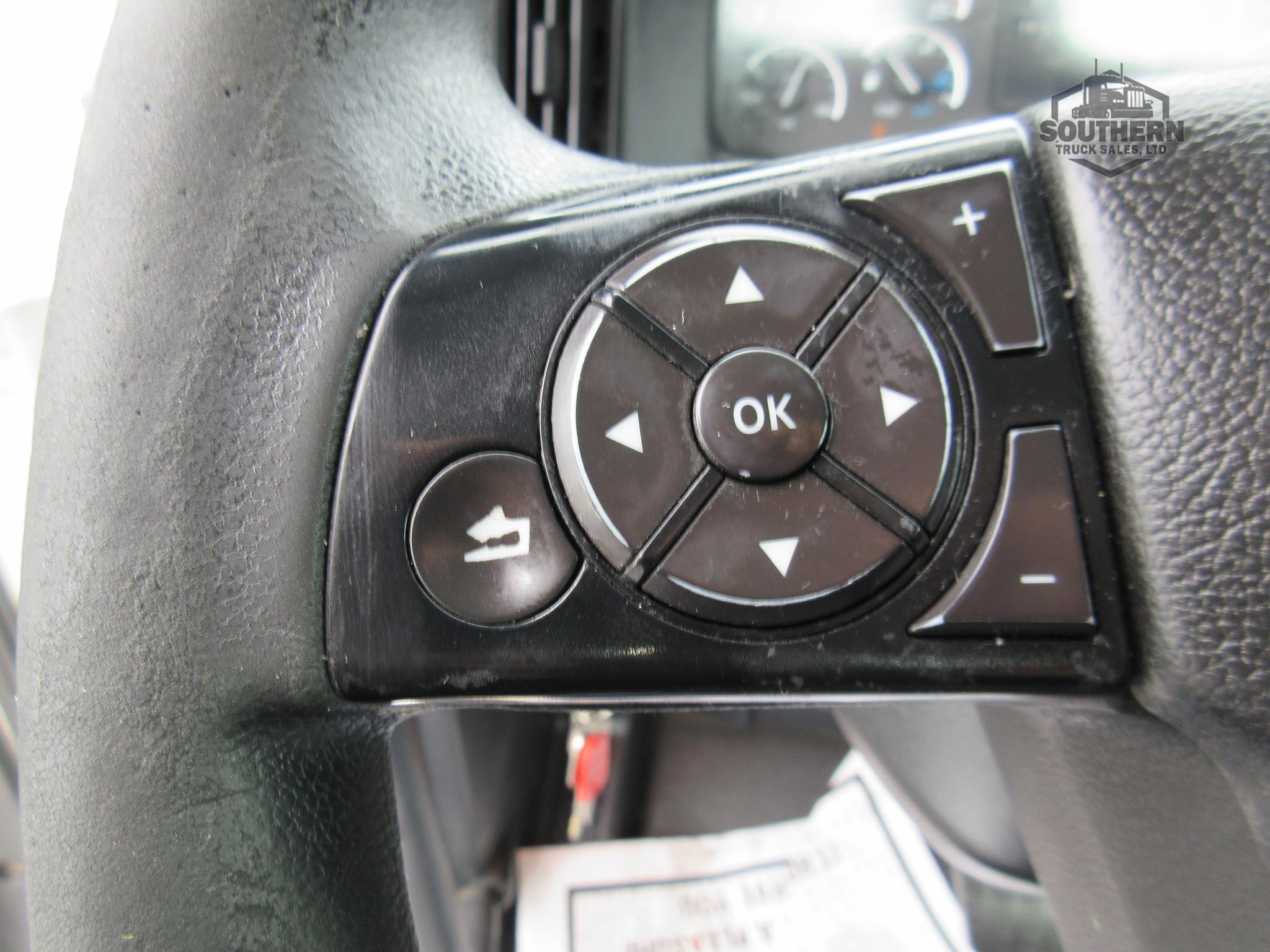 Used 2020 FREIGHTLINER CASCADIA 126