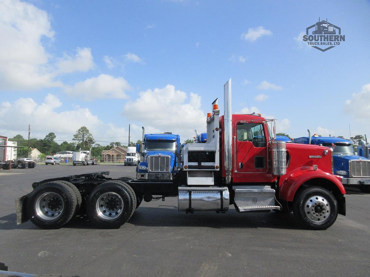 Used 2007 KENWORTH W900