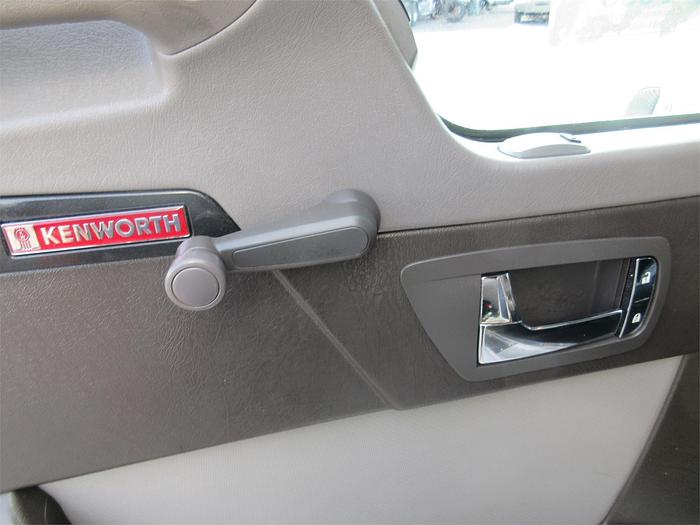 Used 2021 KENWORTH T270