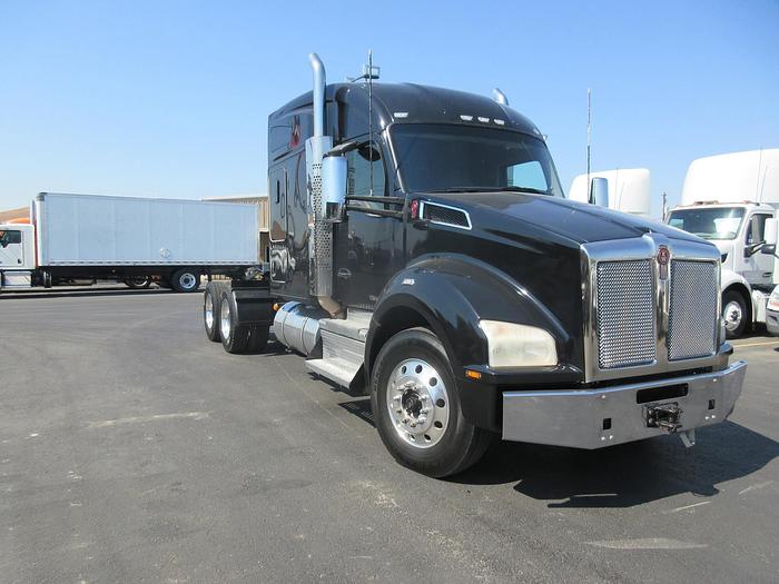 Used 2021 KENWORTH T880