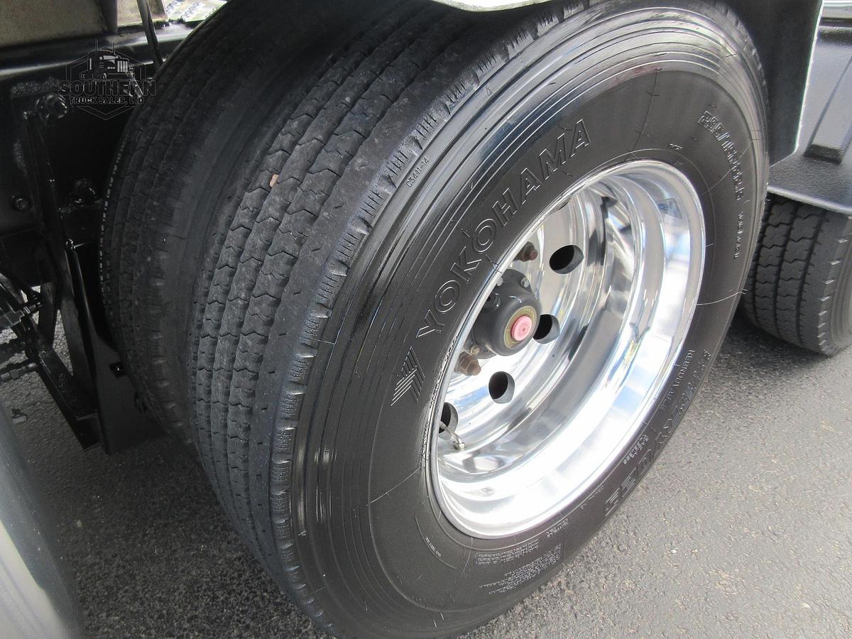 Used 2021 FREIGHTLINER CORONADO 122 SD