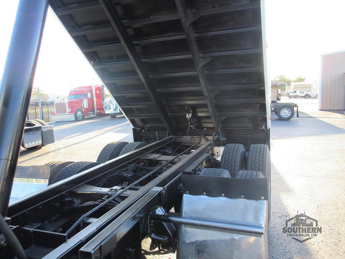 Used 2016 KENWORTH T880