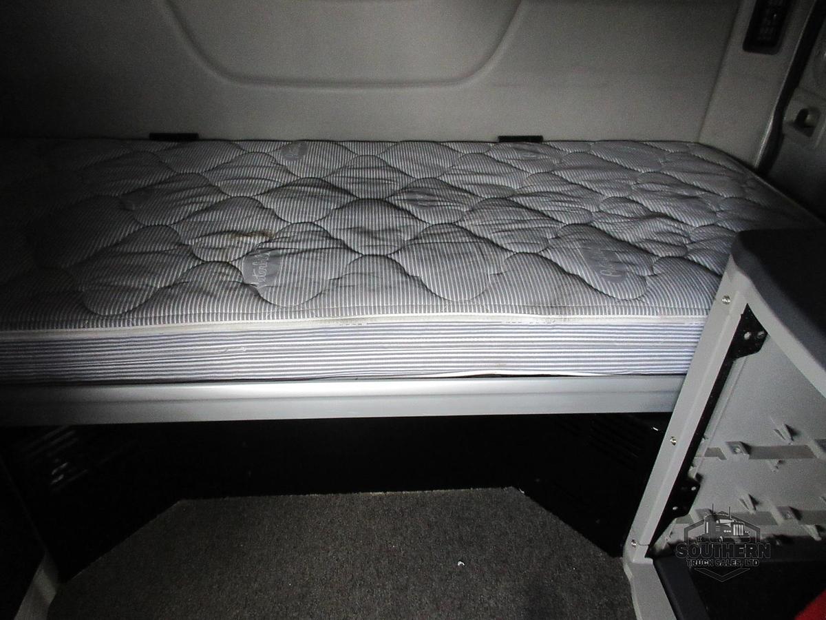 Used 2023 PETERBILT 567