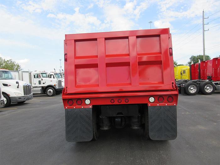 Used 2019 FREIGHTLINER CASCADIA 126