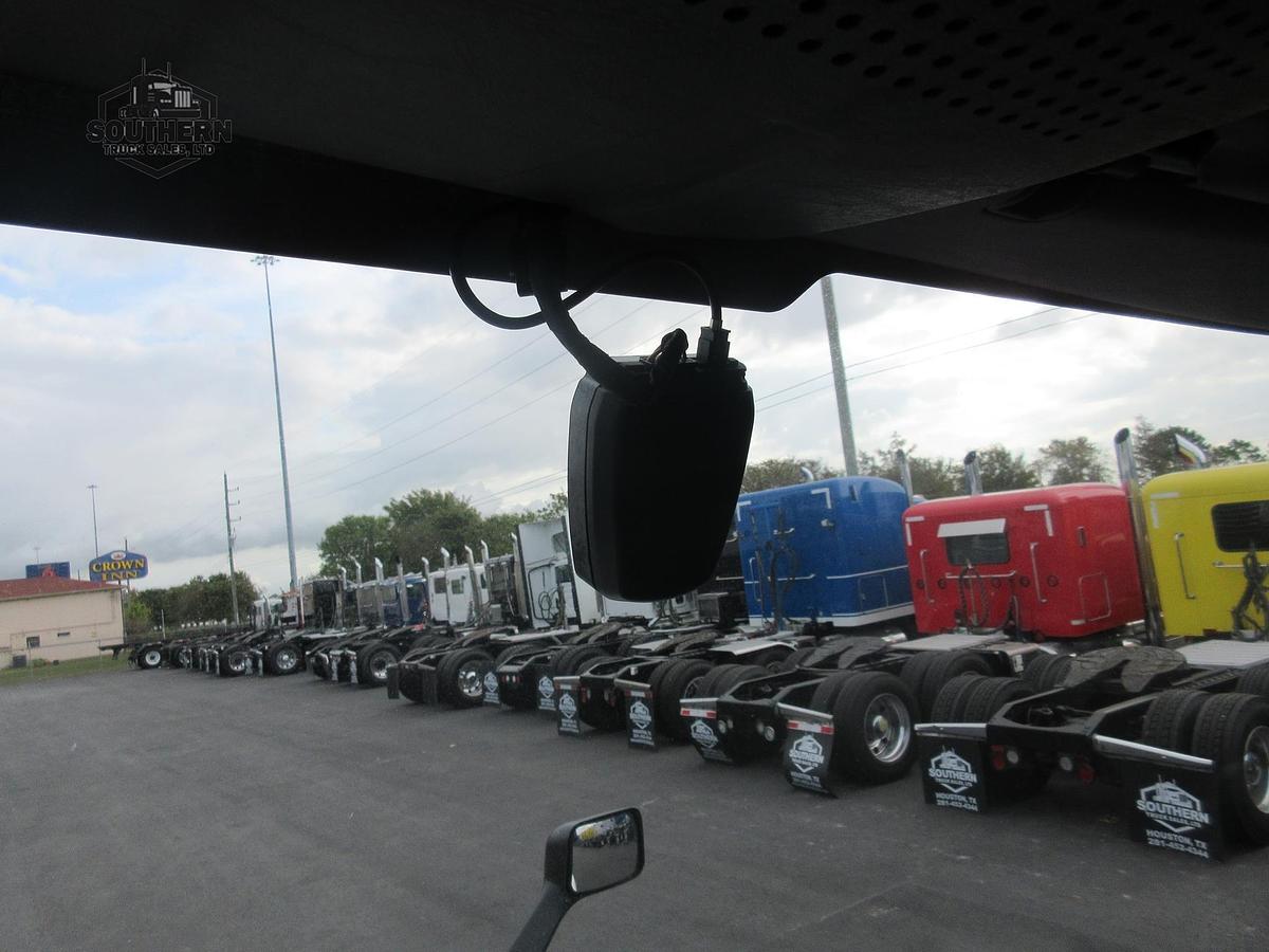 Used 2021 INTERNATIONAL LT