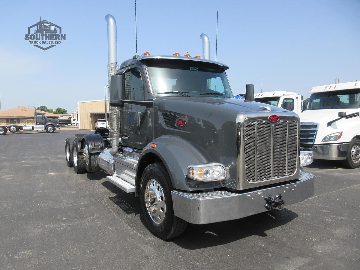 Used 2025 PETERBILT 567