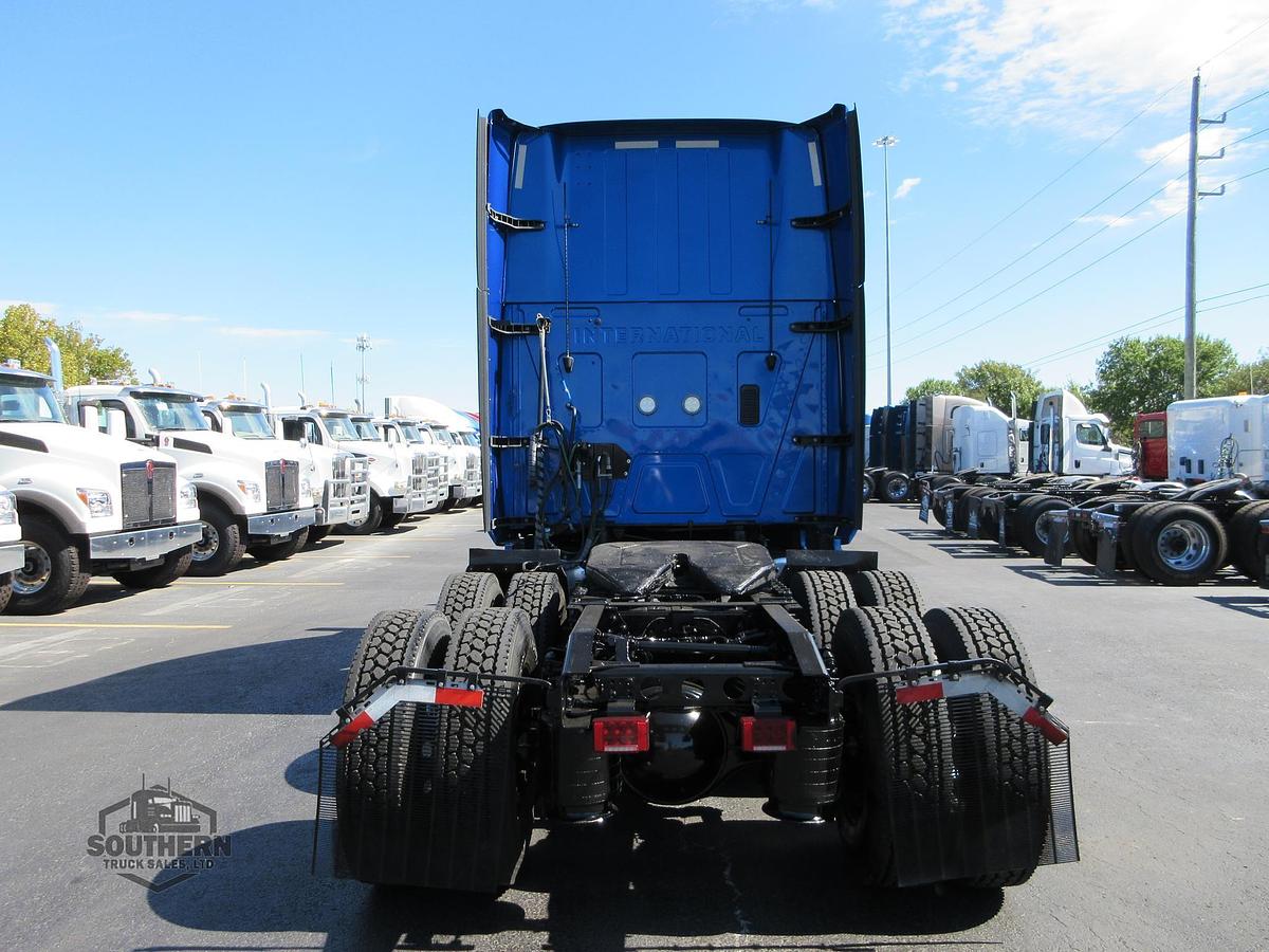 Used 2021 INTERNATIONAL LT