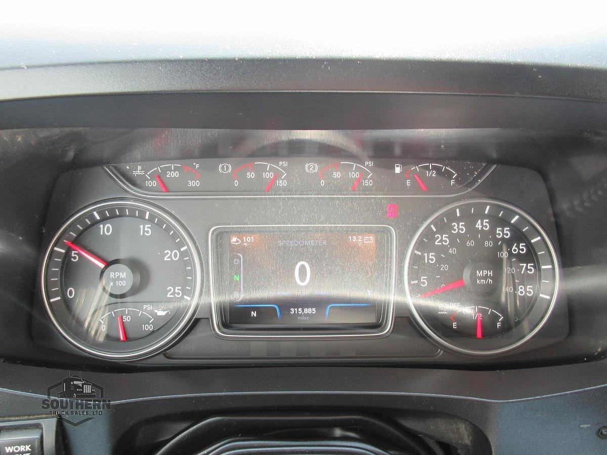 Used 2021 INTERNATIONAL LT