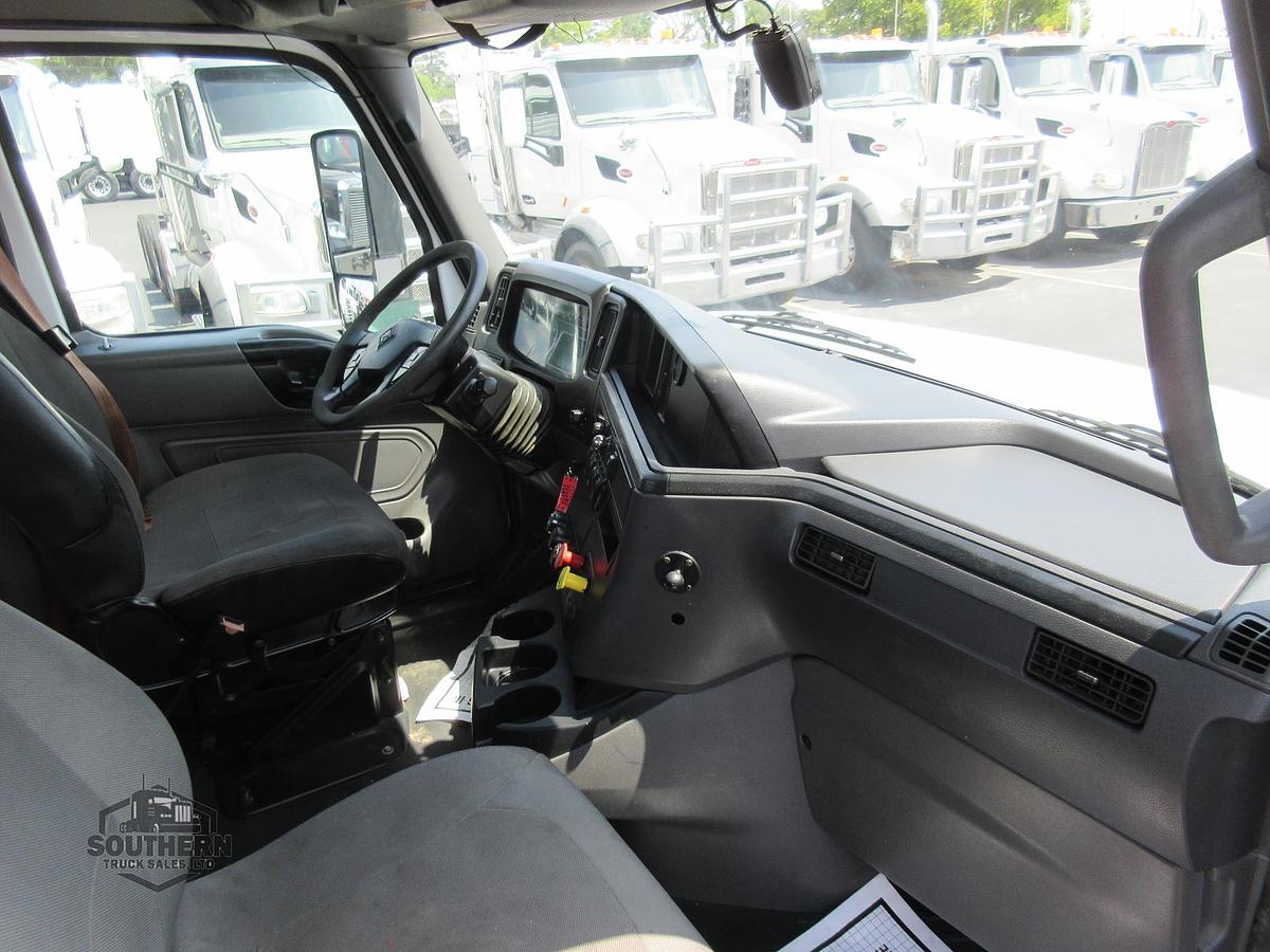 Used 2023 INTERNATIONAL LT