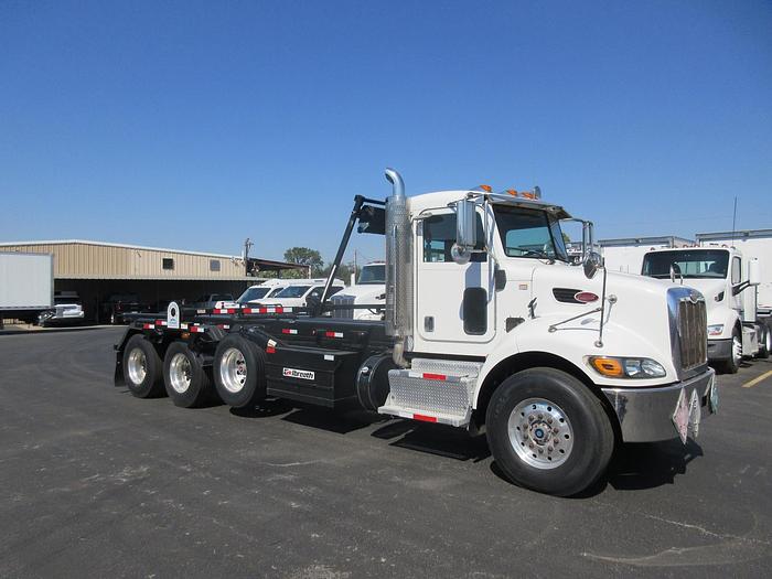 Used 2013 PETERBILT 348