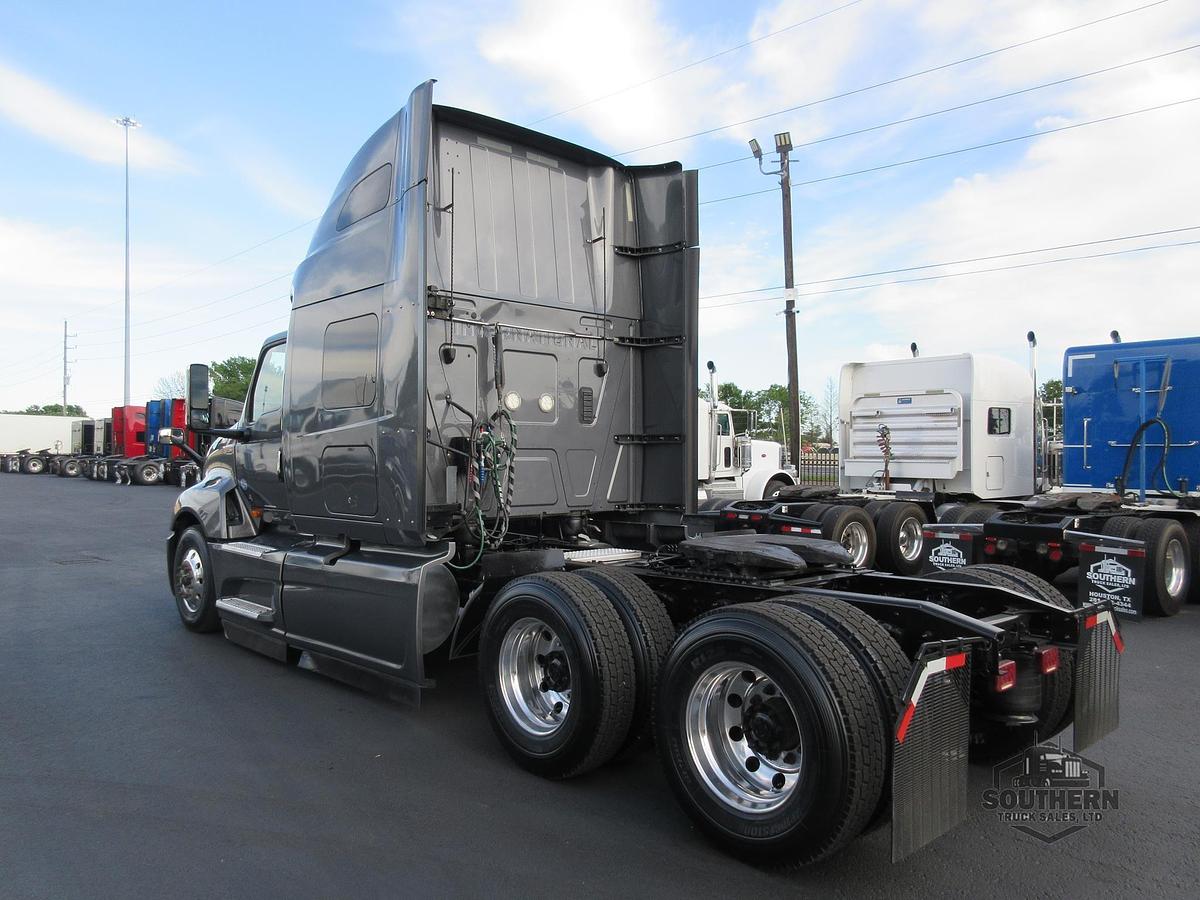 Used 2021 INTERNATIONAL LT