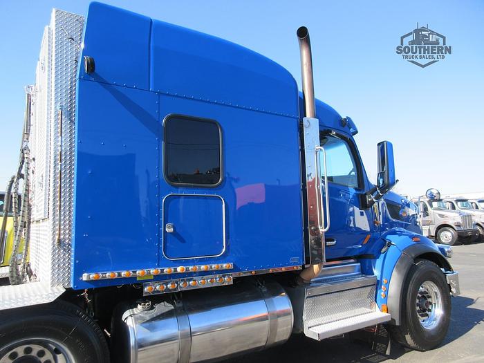 Used 2020 PETERBILT 567