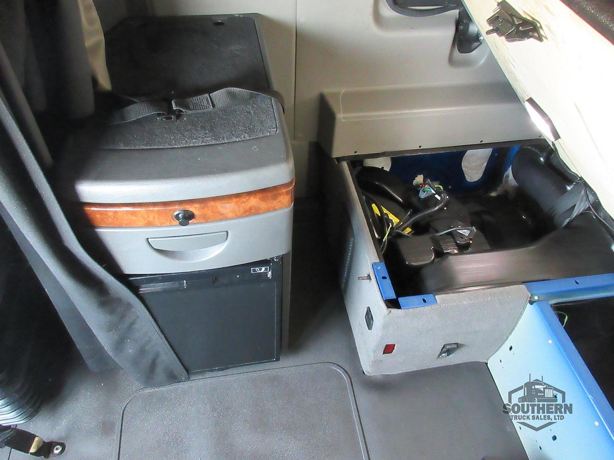 Used 2021 INTERNATIONAL LT