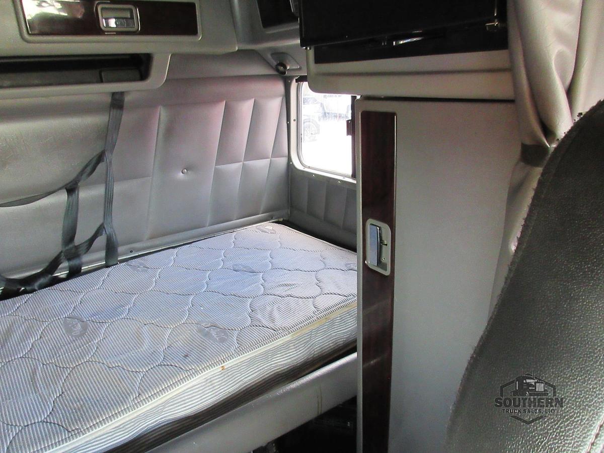 Used 2019 PETERBILT 389