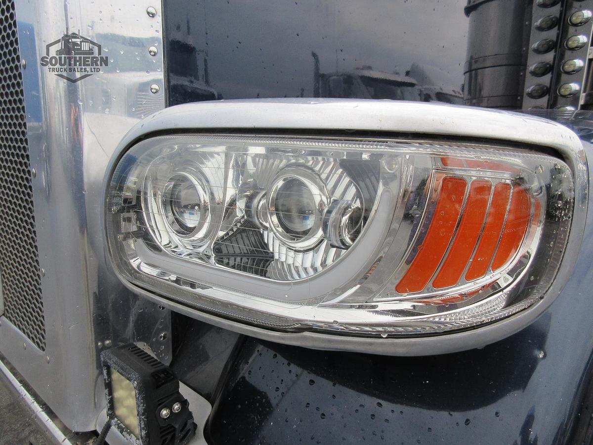 Used 2019 PETERBILT 389