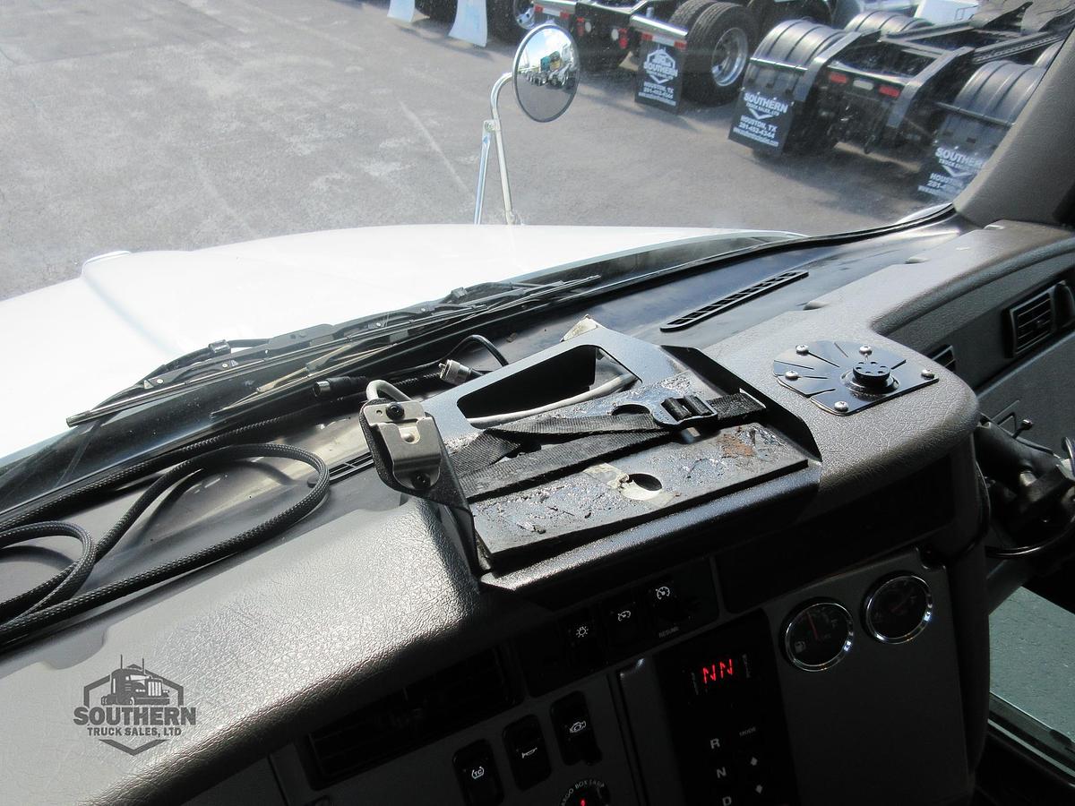 Used 2021 KENWORTH T270